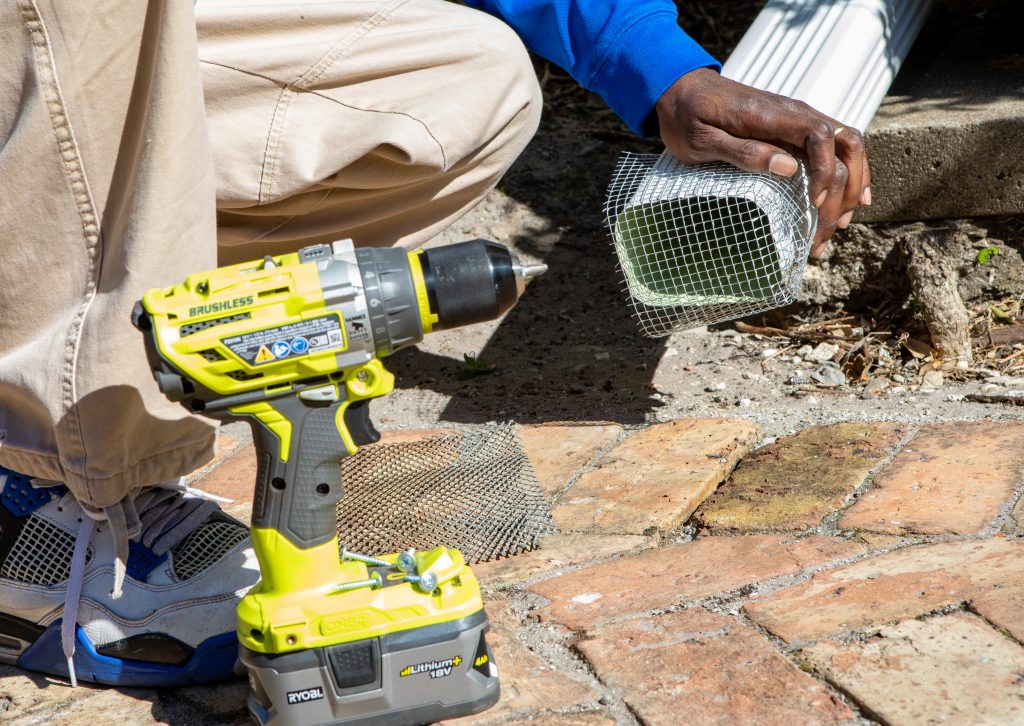 Nozzle Nolen employee using integrated pest management methods